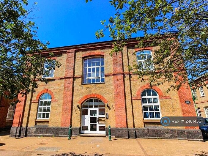 1 Bedroom Flat To Rent In Benson Court, Enfield, EN3