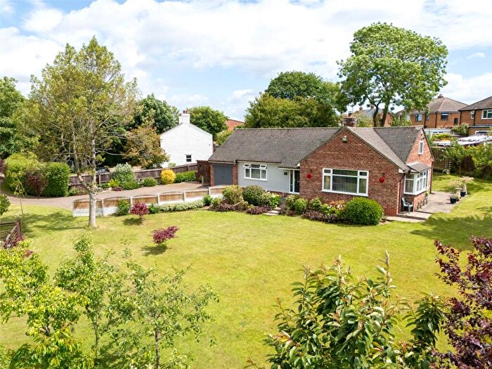 2 Bedroom Bungalow For Sale In Sparks Lane, Thingwall, Wirral, CH61