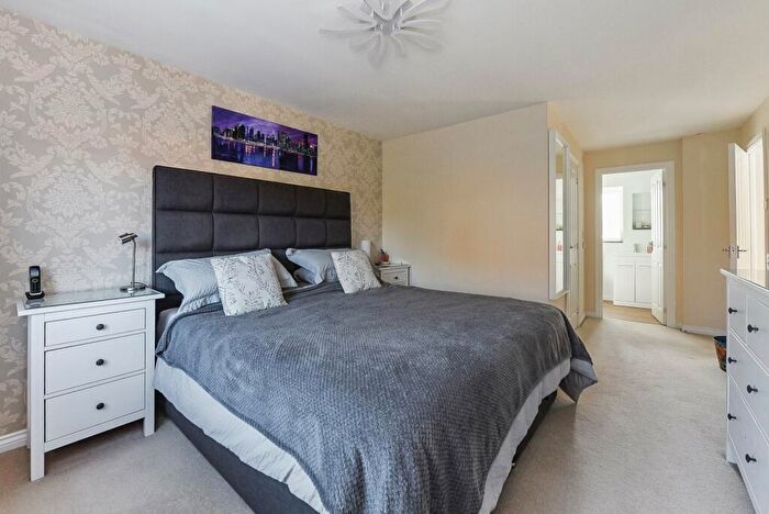 5 Bedroom Detached House For Sale In Canada Way, Liphook, Hampshire, GU30