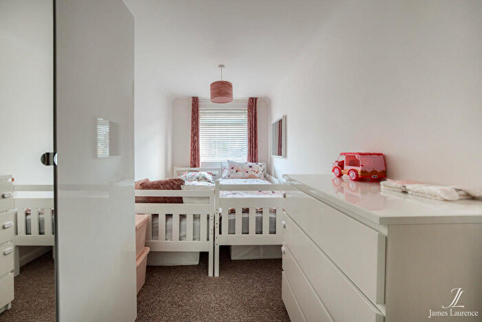 2 Bedroom Apartment For Sale In Sinclair Court, Park Road, Moseley, B13