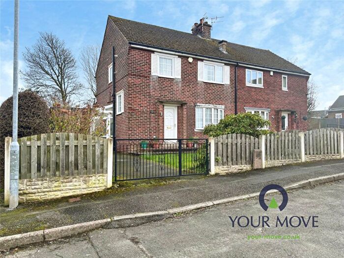 3 Bedroom Semi Detached House For Sale In Queensway, Royston, Barnsley, S71