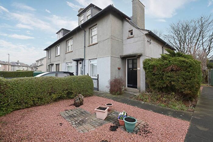 4 Bedroom Flat For Sale In Chesser Crescent, Chesser, Edinburgh, EH14