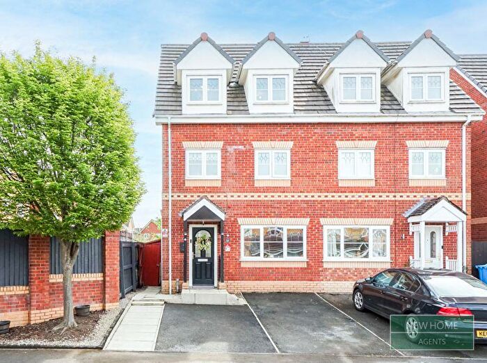 5 Bedroom Semi-Detached House For Sale In Ambleside Drive, Kirkby, Liverpool, L33