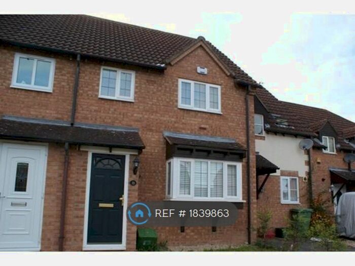 3 Bedroom Terraced House To Rent In Stanshaws Close, Bradley Stoke, Bristol, BS32