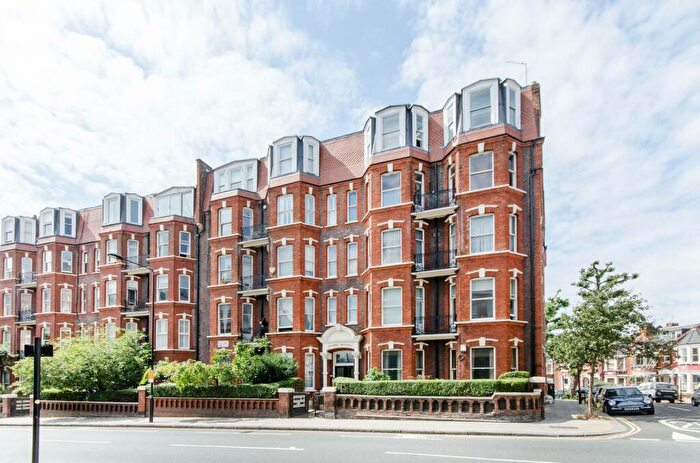 4 Bedroom Flat To Rent In Sandwell Mansions, West End Lane, West Hampstead, NW6