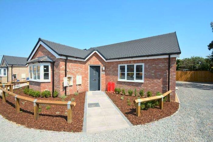 3 Bedroom Detached Bungalow To Rent In Lake Close, March, PE15