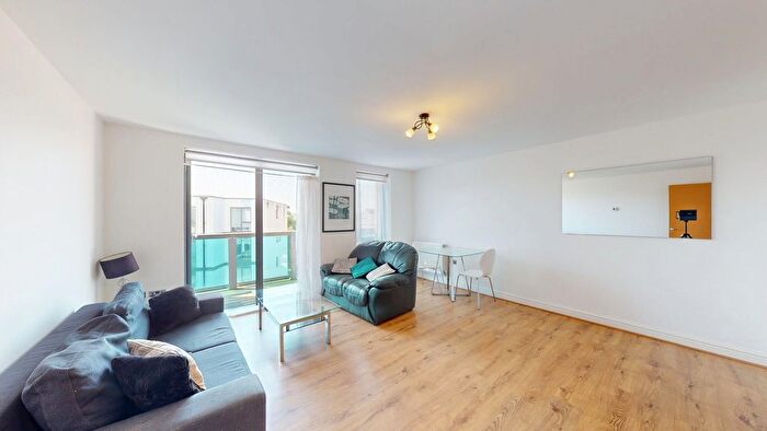 2 Bedroom Flat To Rent In Charcot Road, London, NW9