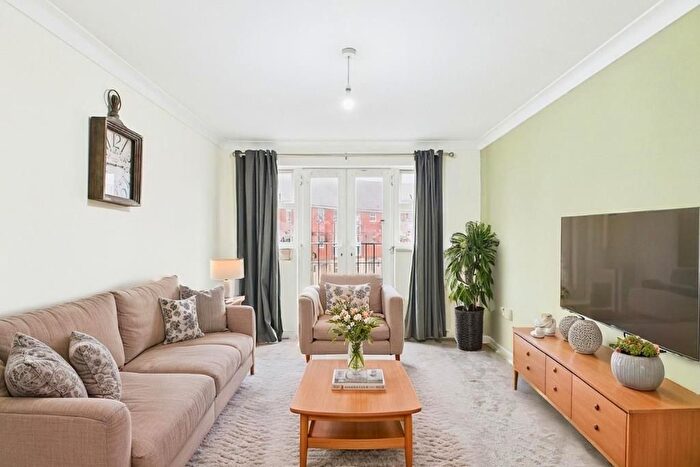 2 Bedroom Flat To Rent In Bluebell Road, East Ardsley, Wakefield, WF3