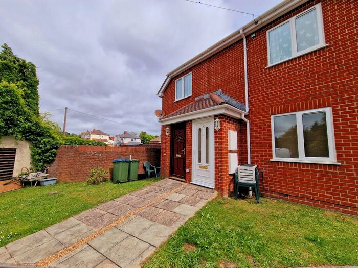 1 Bedroom Flat To Rent In Seaward Gardens, Sholing, SO19