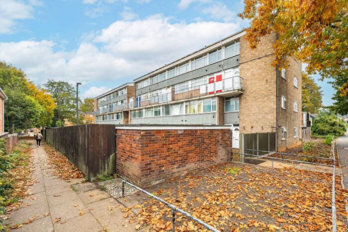3 Bedroom Flat For Sale In Portway Place, Norwich, NR2