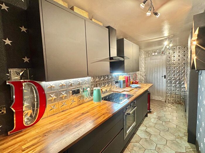 1 Bedroom Maisonette For Sale In Guildhall Street, Folkestone, Kent, CT20