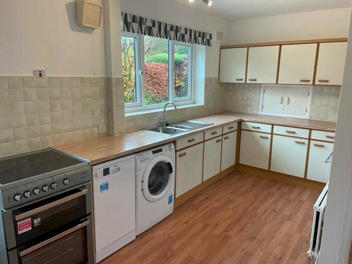 3 Bedroom Bungalow To Rent In North Lane, Haxby, York YO32