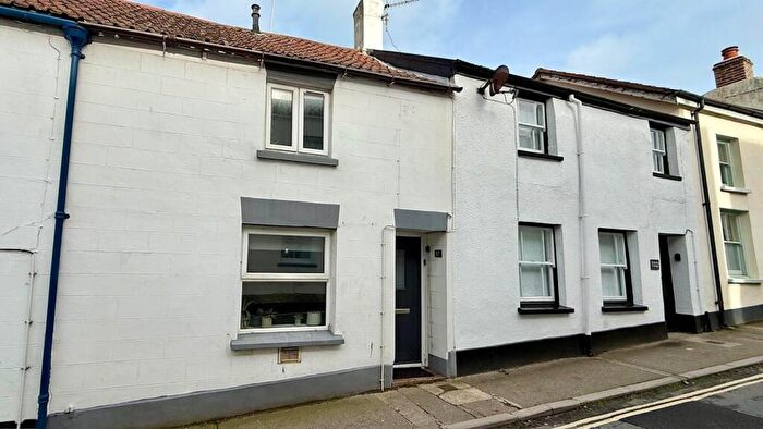 2 Bedroom Cottage For Sale In Heanton Street, Braunton, EX33
