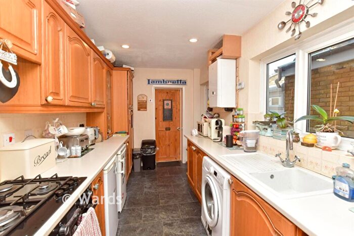 3 Bedroom Terraced House For Sale In Kingsnorth Road, Faversham, Kent, ME13