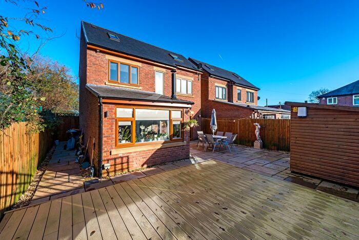 4 Bedroom Detached House For Sale In Langdale Crescent, Preston, PR2