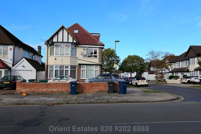 1 Bedroom Apartment To Rent In Station Road, Hendon, NW4
