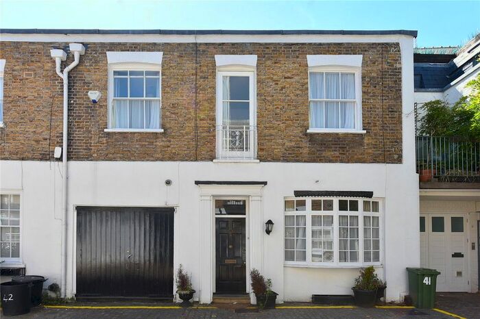 3 Bedroom Mews To Rent In Queens Gate Mews, South Kensington, London, SW7