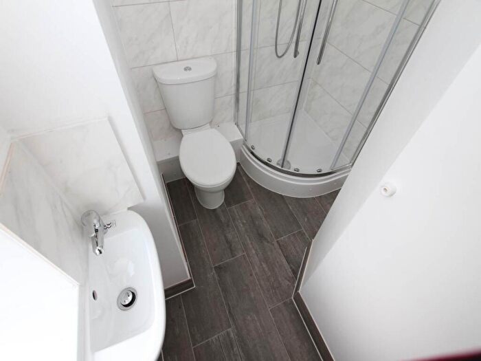 1 Bedroom Flat To Rent In Peterborough Road, Harrow-on-the-hill, HA1