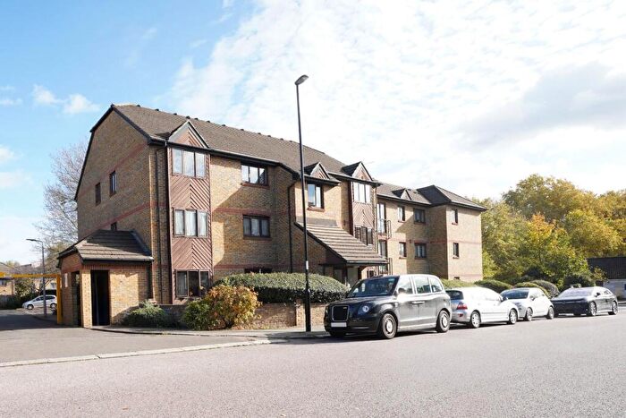 1 Bedroom Apartment For Sale In Champion Road, Sydenham, London, SE26
