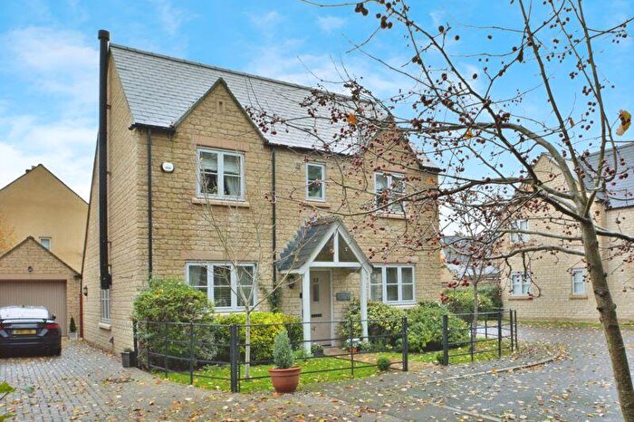 5 Bedroom Detached House For Sale In Radways Close, Fairford, Gloucestershire, GL7