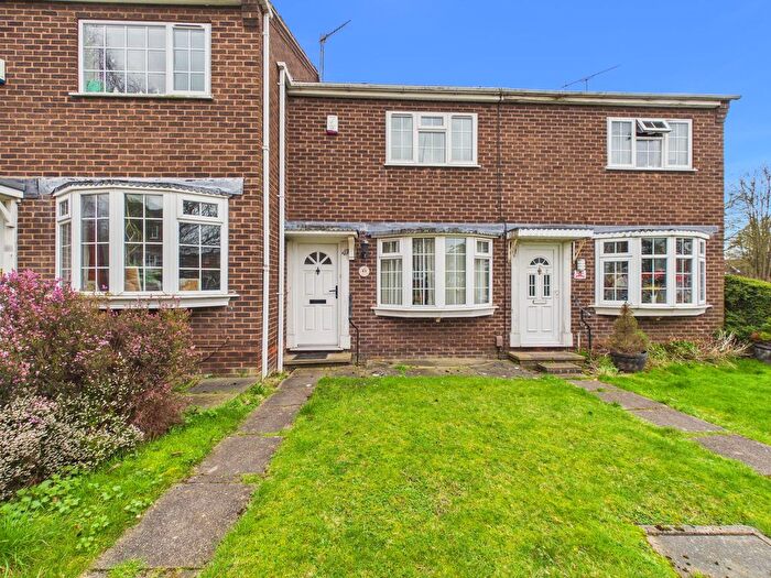 2 Bedroom Town House For Sale In Thetford Close, Arnold, Nottingham, NG5