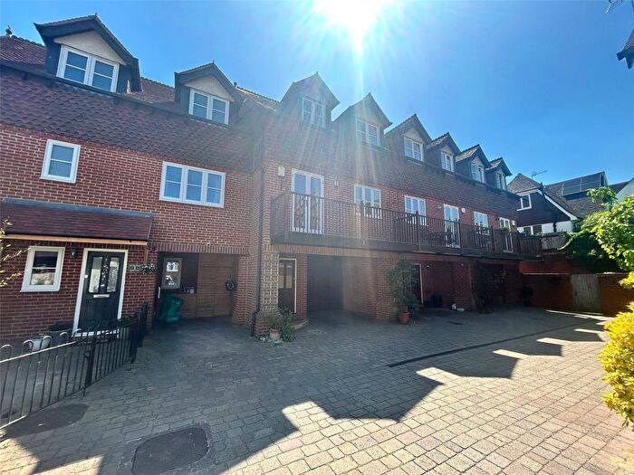 3 Bedroom Terraced House To Rent In London Road, Westerham, Kent, TN16