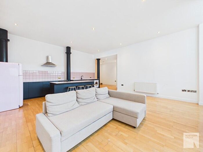 2 Bedroom Apartment To Rent In Pollard Street :: New Islington, M4