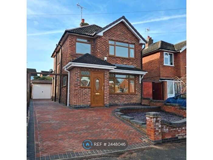 3 Bedroom Detached House To Rent In Wickham Road, Oadby, Leicester, LE2