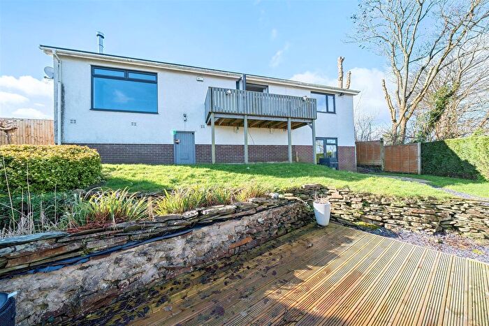 3 Bedroom Detached Bungalow For Sale In Golwg Y Mor, Penclawdd, Swansea, SA4