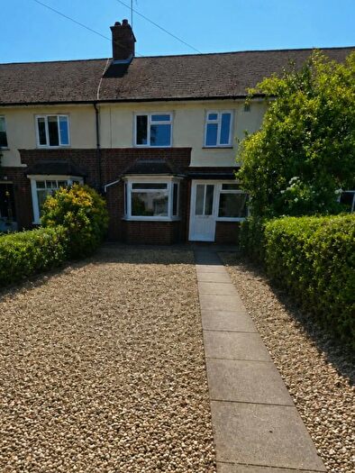 3 Bedroom Terraced House To Rent In Holbrook Road, Cambridge, CB1