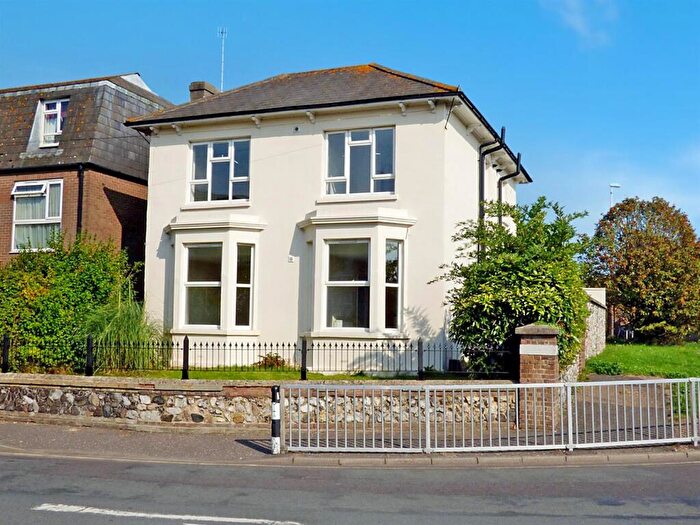 1 Bedroom Apartment To Rent In Arundel Road, Littlehampton, BN17