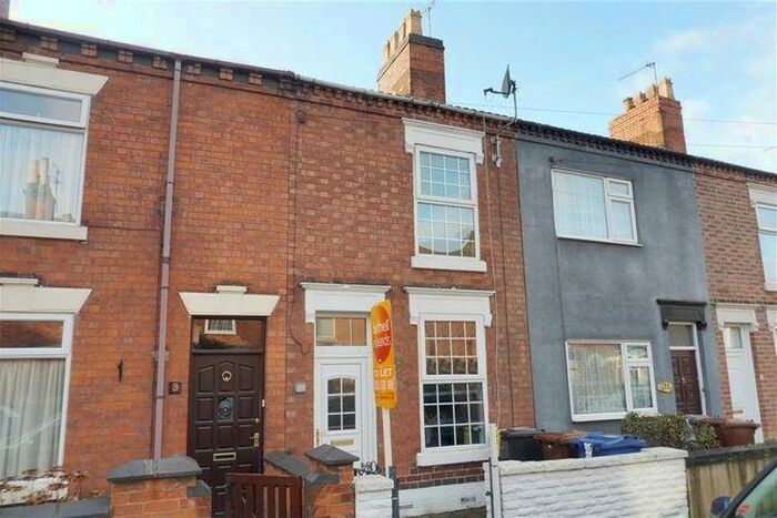 2 Bedroom House To Rent In St. Pauls Street West, Burton, DE14