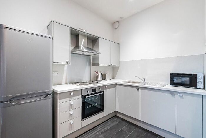 1 Bedroom Flat To Rent In Shakespeare Street, North Kelvinside, Glasgow, G20