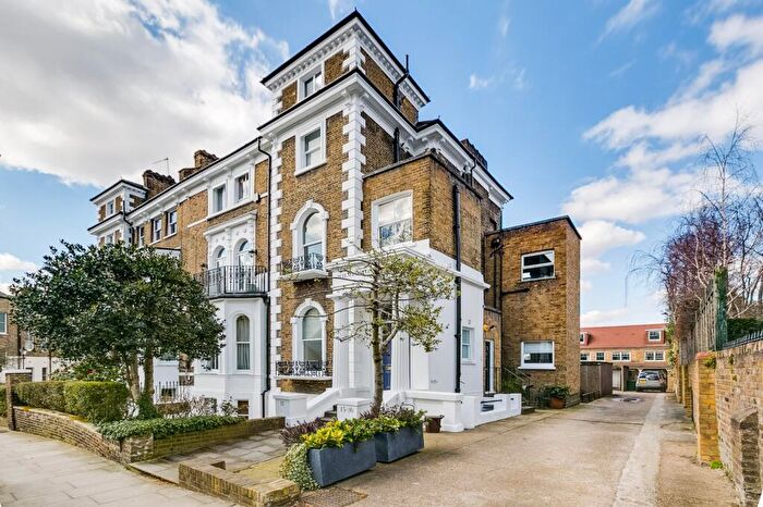 1 Bedroom Flat To Rent In Wilmington House, Highbury Crescent, N5