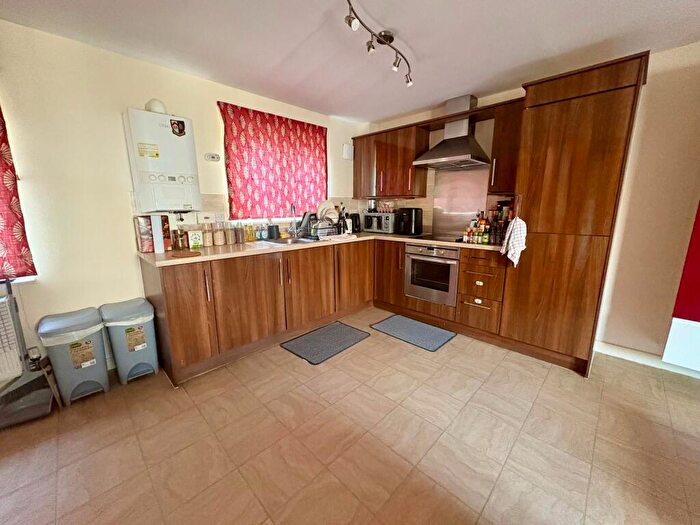 2 Bedroom Flat To Rent In Sweetpea Way, Orchard Park, Cambridge, CB4