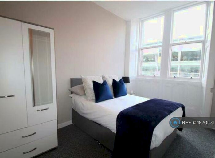 3 Bedroom Flat To Rent In West Bell Street, Dundee, DD1