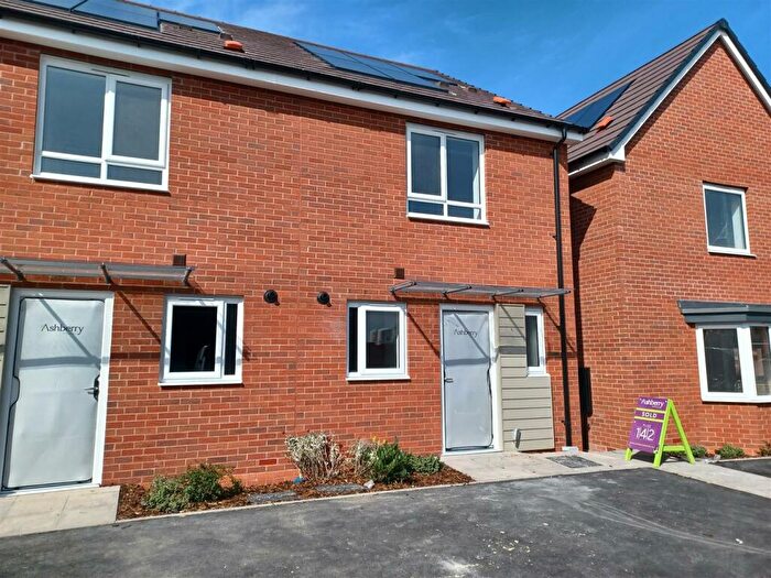 2 Bedroom Semi-Detached House To Rent In Joseph Crescent, Solihull, B90