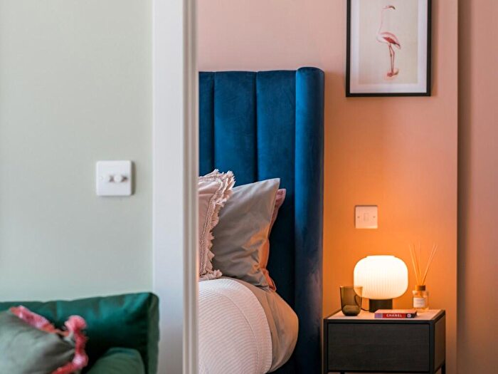 2 Bedroom Apartment To Rent In The Mercian, Broad Street, B15