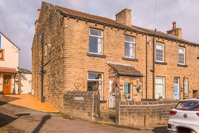 2 Bedroom Terraced House For Sale In Burn Road, Birchencliffe, HD3