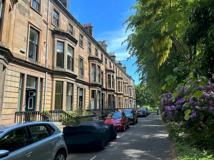 1 Bedroom Apartment To Rent In Lorraine Gardens, Dowanhill, G12