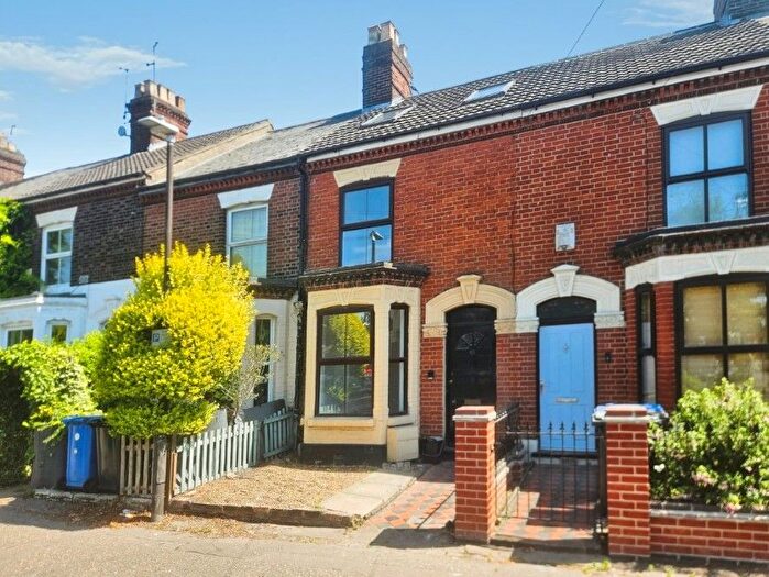 3 Bedroom Terraced House For Sale In Carrow Road, Norwich, Norfolk, NR1