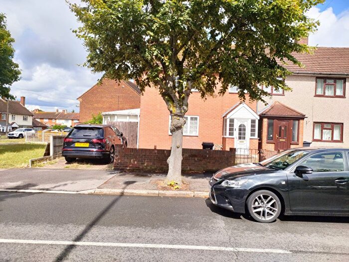 3 Bedroom Terraced House To Rent In Manford Way, Chigwell, IG7