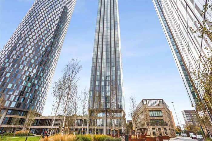 2 Bedroom Apartment For Sale In Silvercroft Street, Manchester, Greater Manchester, M15