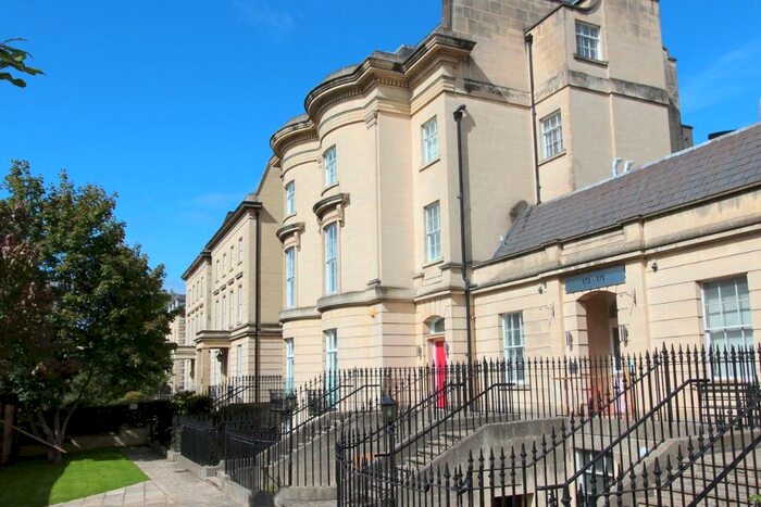 2 Bedroom Flat To Rent In Kings Road, Reading, RG1