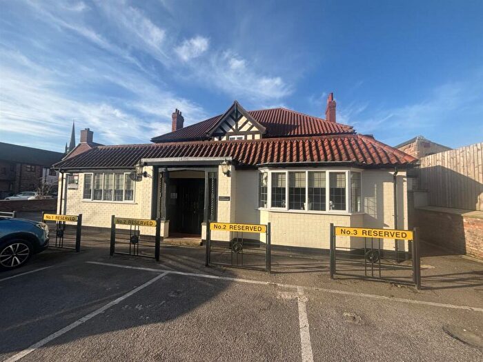 2 Bedroom Town House To Rent In Kidgate, Louth, LN11