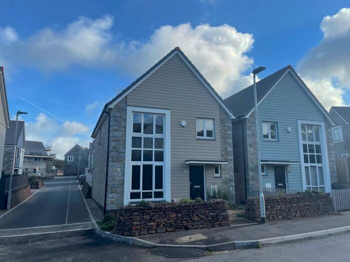 4 Bedroom Property To Rent In Hidderley Park, Camborne, TR14