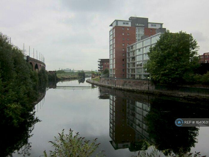 2 Bedroom Flat To Rent In Water Street, Manchester, M3