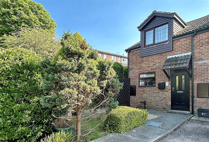 2 Bedroom End Of Terrace House For Sale In Castle View, Westbury, BA13