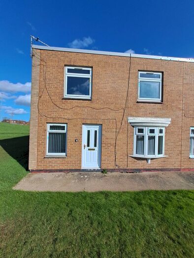 3 Bedroom Terraced House To Rent In Silverdale Place, Newton Aycliffe, DL5