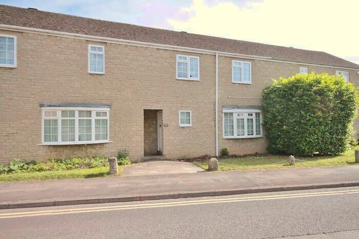 3 Bedroom Terraced House To Rent In Kidlington Epc Rating D, OX5
